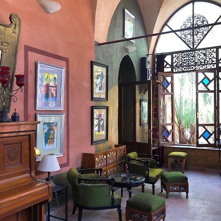 Luxors Garden Hotel Батуми Екстериор снимка