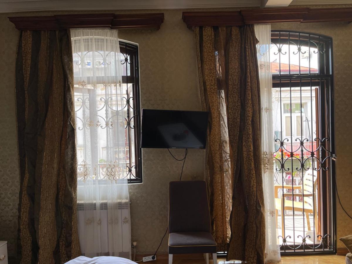 Luxors Garden Hotel Батуми Екстериор снимка